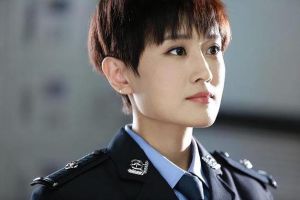 潘粤明低调再婚，携手《白夜追凶》音乐人尹姝贻，51岁活明白！