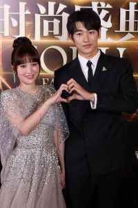 金莎孙丞潇闪婚领证，财产独立收入共享引祝福