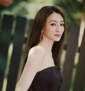 李小冉乘风惊艳！黑天鹅封神，跳舞超棒获高票，勇气点赞！