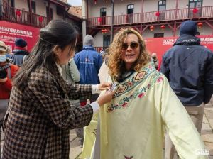 青岛大鲍岛清明假期活动多，手作研学表演吸引市民游客，老里院焕发新生