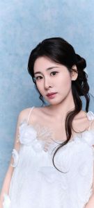 中国女演员嗓音低沉_周迅低沉嗓音成魅力，余男马思纯等也受青睐