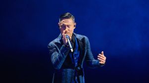 李健质港星疑张学友唱功_歌神唱不动了？经典魅力还能打吗？