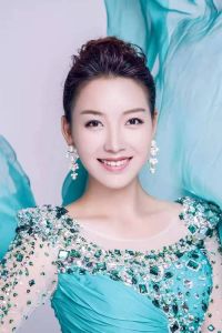 嗓音有厚度的女歌手_女歌手嗓音各异，厚实粗犷皆有特色，戚薇蔡少芬声音独特