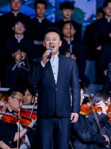 上梁的仪式感四大男高音一起唱_恩施农村盖房上梁，掌墨师定规矩，祈福家族兴旺